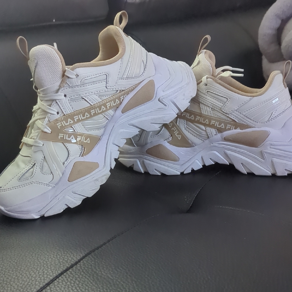 Fila Cream Sneakers with Chunky Sole and Mesh Design